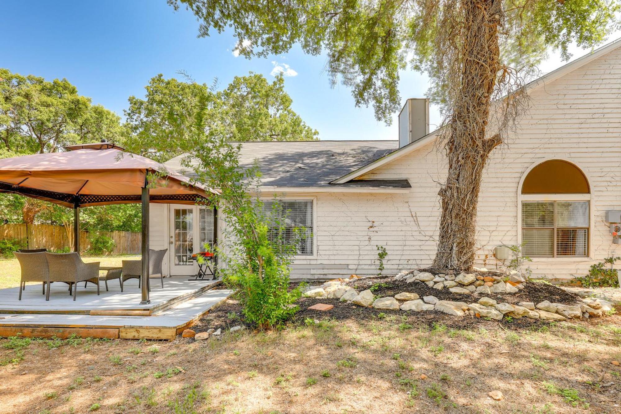 Spacious San Antonio Home Google Fiber, Game Room المظهر الخارجي الصورة